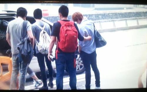 110817 SHINee @ Korea desde Tailandia Tumblr_lq1sri1SSq1qcl8qx