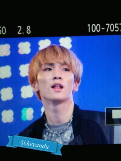 110821 SHINee @ One Summer Night Concert  Tumblr_lqa4h1vsa31qcl8qx