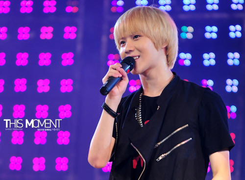 Taemin at One Summer Night Concert Tumblr_lqgggrAqxJ1qd0fz8