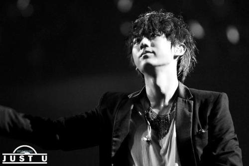 11.08.25 - United Cube Concert, HyunSeung Tumblr_lqngg2CWgA1qkmqj5