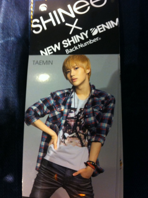 110831 SHINee @ Right-On campaign billboard Tumblr_lqsac5ljmR1qcl8qx