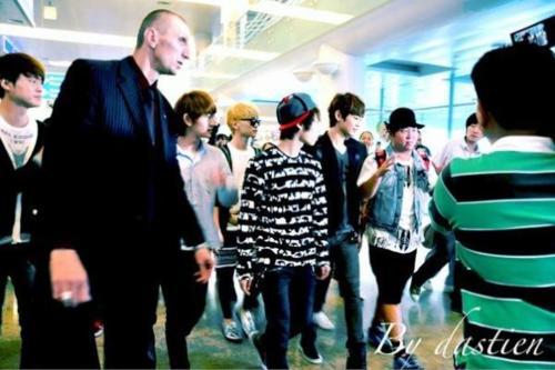 060911 SHINee @ Rusia Tumblr_lr30a4uGn41qcl8qx