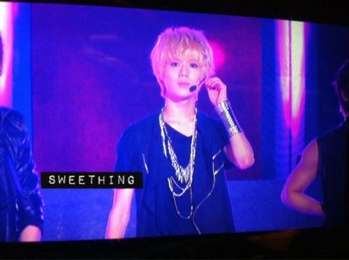 111003 Taemin @ Hallyu Wave Dream Concert Tumblr_lshuhqG4Pu1qcl8qx