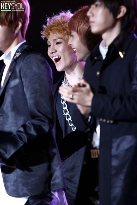 [IMG/071011]Key @ Hallyu Wave Dream Concert Tumblr_lsostolxIx1qcl8qx