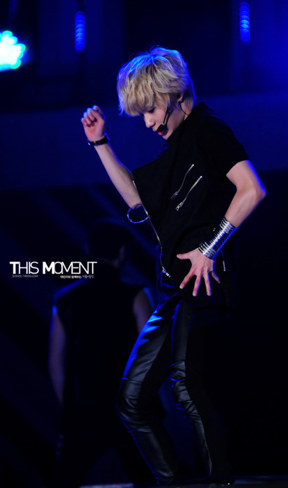 [IMG/071012] Taemin @ Hallyu Wave Dream Concert  Tumblr_lsp444Zvd41qcl8qx