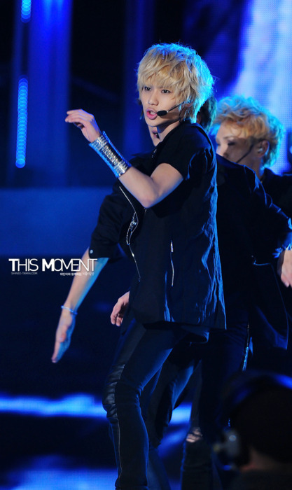 [IMG/071012] Taemin @ Hallyu Wave Dream Concert  Tumblr_lsp4cqMDcL1qcl8qx