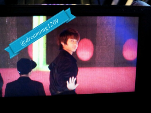 281011 SHINee @ 'Wave Sharing Concert' Tumblr_lts0j4qpRr1qcl8qx