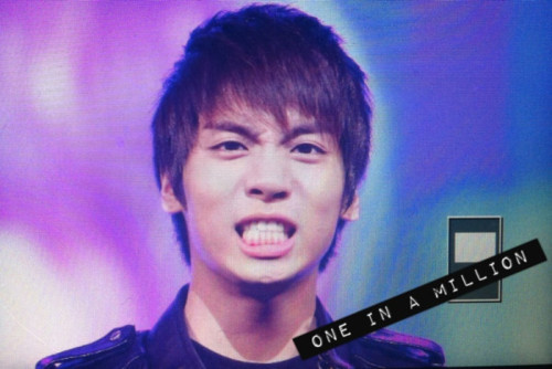 111119 Jonghyun @ Bravo! ASEAN in Korea Tumblr_luwn26fuPH1qkzxlw