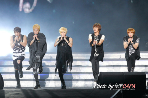 SHINING SHINee @ K-Friends Fireworx Concert Taiwan  #2 Tumblr_lv0f1jf49u1qcl8qx