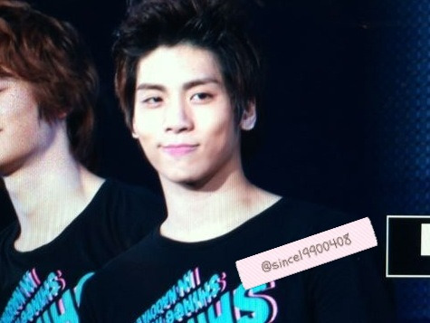 111125 Jonghyun @ SWC en Osaka dia 2 Tumblr_lv82zbl1AH1qcl8qx