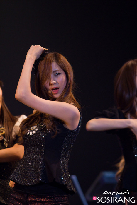 [PICS] SNSD @ Music Bank + "ReBorn" Concert  Tumblr_lv8x4zatKj1qbgall