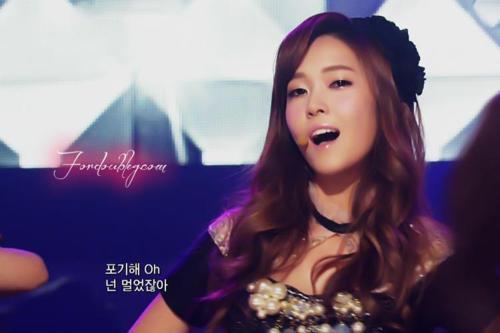 [PICS] SNSD @ Music Bank + "ReBorn" Concert  Tumblr_lv8zr5MfNE1r1ac52