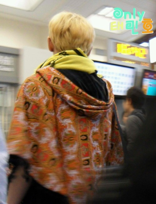 SHINee departure @ Taiwan Taoyuan airport  Tumblr_lvcixzU8HT1qd0fz8