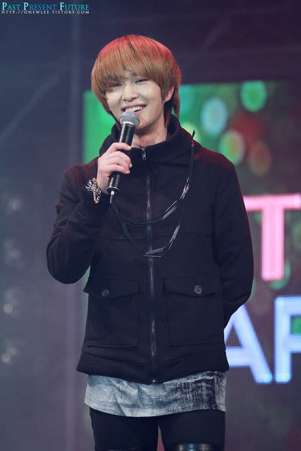 Lovely Leader Onew @ Lotte World 7th Pre-Christmas Festival Tumblr_lwamc61bIi1qcl8qx