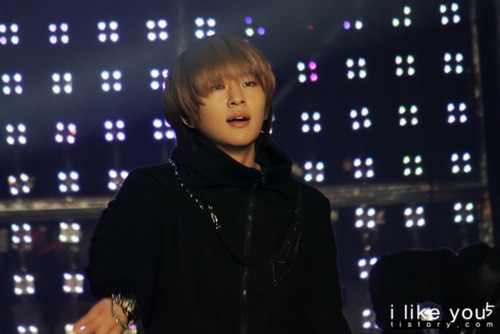 Lovely Leader Onew @ Lotte World 7th Pre-Christmas Festival #6 Tumblr_lwmy2d4zLb1qcl8qx