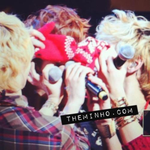 241211SHINee @ ‘The First’ Japan Album Tokyo Showcase Tumblr_lwpaoqcTUU1qcl8qx