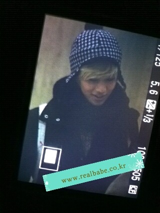 111225 Taemin arrived at Seoul from Japan Tumblr_lwrjn02i9f1qcl8qx