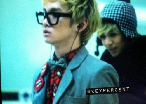 111225 Key arrived at Seoul from Japan Tumblr_lwrjvwFe3v1qcl8qx