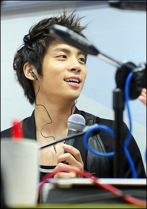 111231 SHINee @ Shimshimtapa Tumblr_lx7p2jTw8Y1qcl8qx