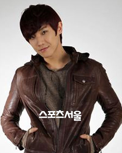 [INTERVIEW] 120104 The Year of Dragon: Interview with Lee Joon Tumblr_lx9izcsVlE1qgh0io