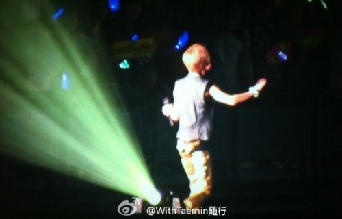 070112 SHINee @ Athena Concert Tumblr_lxfctfHxbF1qcl8qx