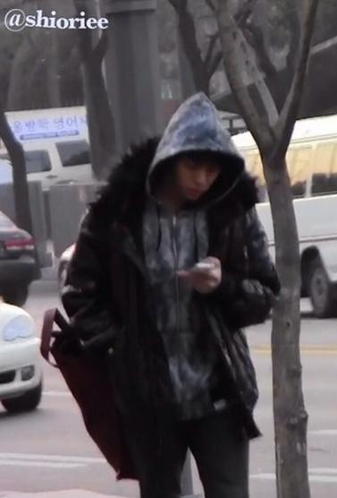 120110 Jonghyun stalking Tumblr_lxmztjiWDp1qcl8qx