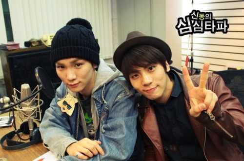 120112 Jonghyun y Key @ Shimshimtapa Tumblr_lxthdlC8rV1qcl8qx