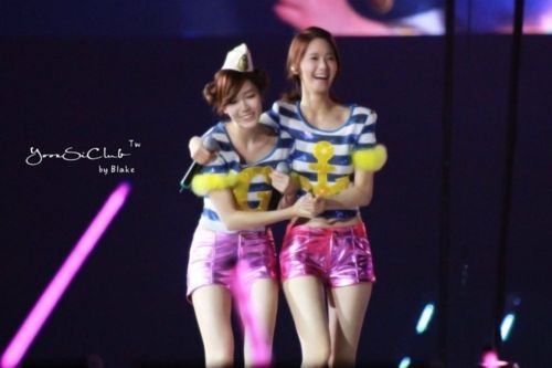 [PIC+GIF][23-1-2011] »-{♥}-»ღ°•(¯`·._.· YoonSic Fam ·._.·´¯)•ღ°»-{♥}-» °l||l° Sexy and Sweet °l||l° - Page 13 Tumblr_lxvfx7M9yX1qiix10