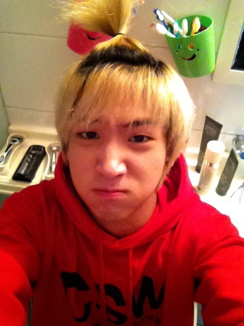 [TWITTER] - 120118 - Patate Douce~ Tumblr_lxzm2tlnEW1qihfgk