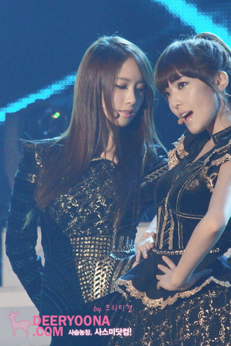 [PIC+GIF][23-1-2011] »-{♥}-»ღ°•(¯`·._.· YoonSic Fam ·._.·´¯)•ღ°»-{♥}-» °l||l° Sexy and Sweet °l||l° - Page 13 Tumblr_ly33cd7zm81qiix10