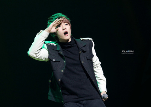 [PICS][040212] Jeongmin en Jeonbuk Citizens Hope Concert Tumblr_lz0g9mWJ1N1qk5nib