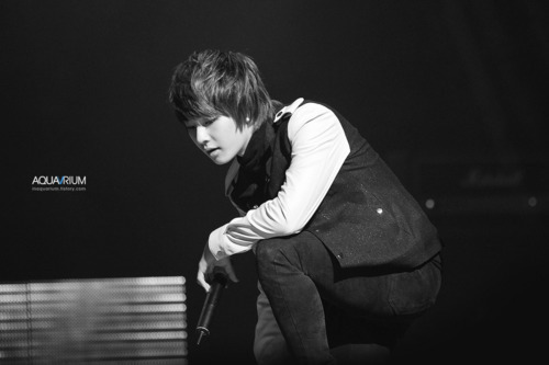 [PICS][040212] Jeongmin en Jeonbuk Citizens Hope Concert Tumblr_lz0gqufCUq1qk5nib