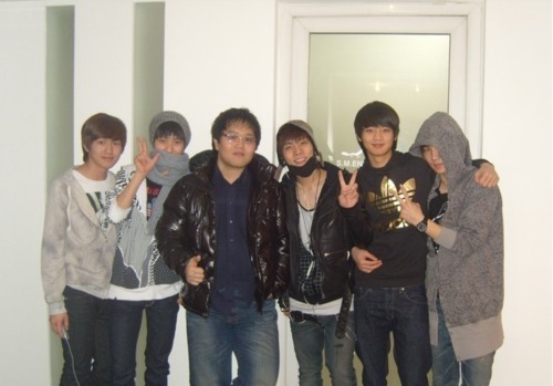 [Unseen] SHINee con un fan Tumblr_lzhsaqxHDb1qcl8qx