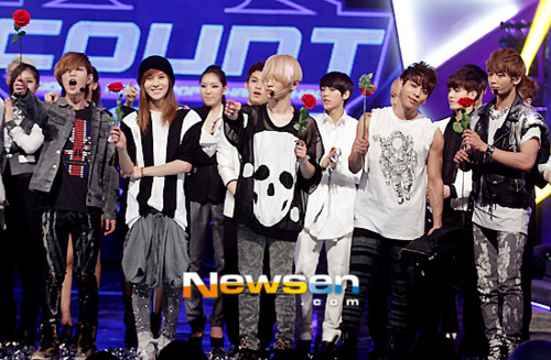 120322 SHINee @ Mnet Countdown  Tumblr_m1a8nc7dR01qcl8qx