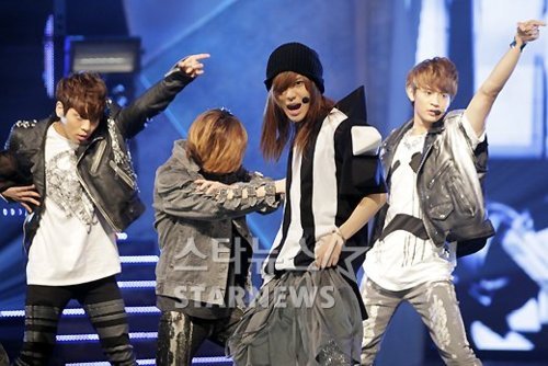 220312 SHINee @ MCountdown Tumblr_m1a9ekwRki1qcl8qx