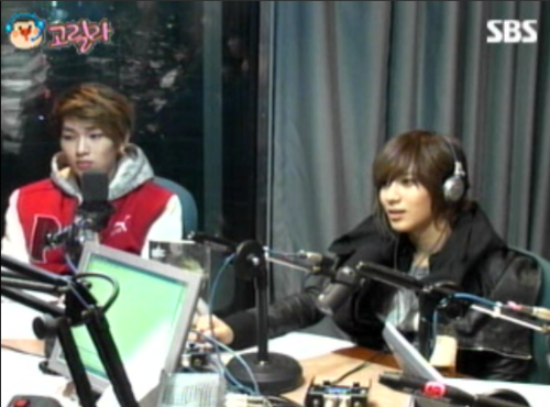 230312 SHINee @ Youngstreet Radio Show Tumblr_m1ca42MFCt1qj00s9