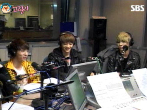 230312 SHINee @ Youngstreet Radio Show Tumblr_m1cadnqU9y1qj00s9