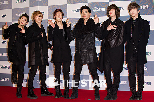 [23.03.2012] Teen Top ont attiré l'attention au ‘2012 Canadian Music Festival’ Tumblr_m1e95qwLYl1qmee3l