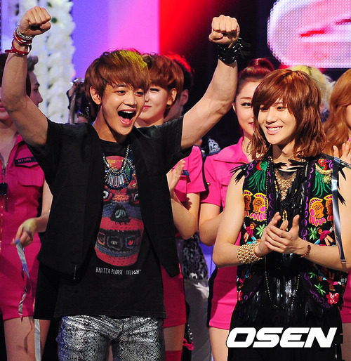 SHINee @ 1st win at M!Countdown Stage  Tumblr_m1ncaqF62G1qfp3c6