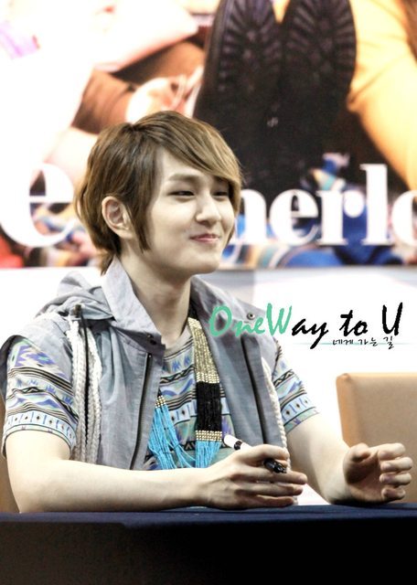  120408 Onew@ Evan Record Coex Mall Fan Sign Event  Tumblr_m29segjaQq1qcl8qx