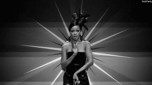 Rihanna - Page 2 Tumblr_m49552Knp21r8jxsf