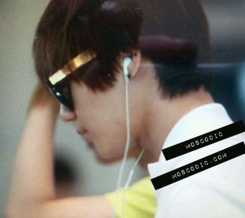 120619 Taemin @ Incheon Airport Tumblr_m5uviyk17l1qcl8qx