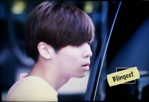 120619 Jonghyun @ Incheon Airport Tumblr_m5uw43TDQF1qcl8qx