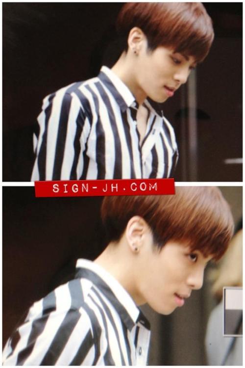 [IMG/280612] SHINee @KBS for Music Bank Recording Tumblr_m6d0wyt7DN1qd0fz8