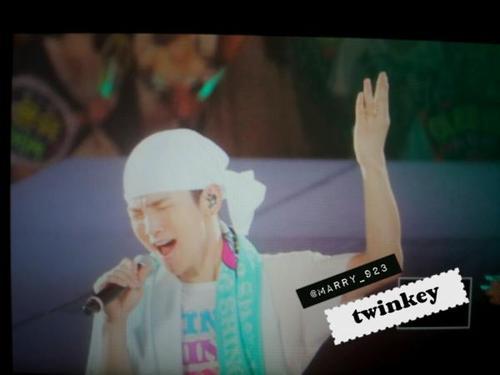 120701 Key @ Japan Arena Tour Hiroshima (día 2) Tumblr_m6hb7upPJE1qd0fz8