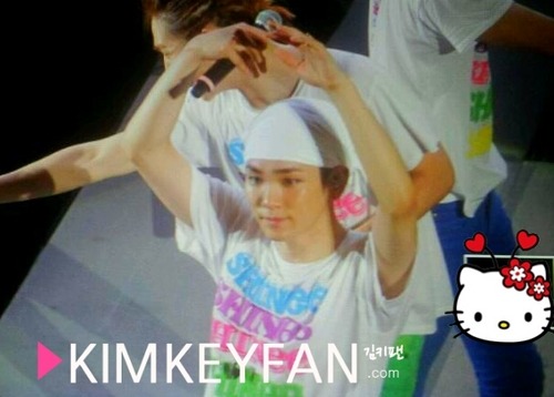 120701 Key @ Japan Arena Tour Hiroshima (día 2) Tumblr_m6hcc6Q8ZA1qcl8qx