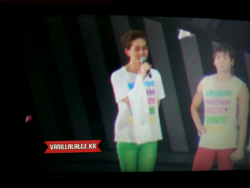 120701 Onew @ Japan Arena Tour Hiroshima (día 2) Tumblr_m6hdbiL9fx1qcl8qx