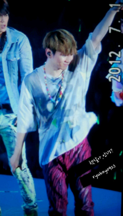 120701 Key @ Japan Arena Tour Hiroshima (día 2) Tumblr_m6he1pVZwe1qcl8qx