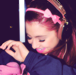 Ariana Grande Tumblr_m6v9q66QQY1qmaiup