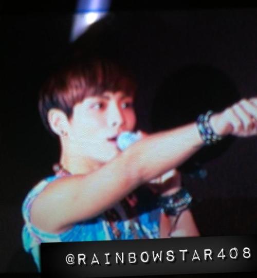 120713 Jonghyun @ Yeosu Expo Tumblr_m73mwc4RRM1qcl8qx